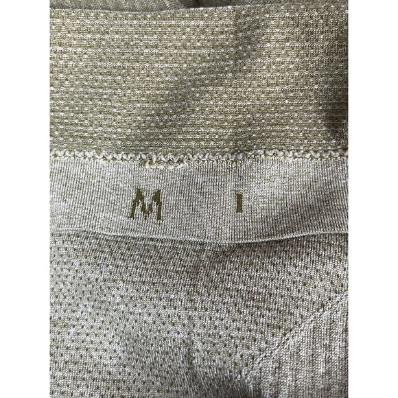 Lululemon Metal Vent Tech Tank Top M Beige Khaki Seamless Mesh Breathable - Picture 7 of 8
